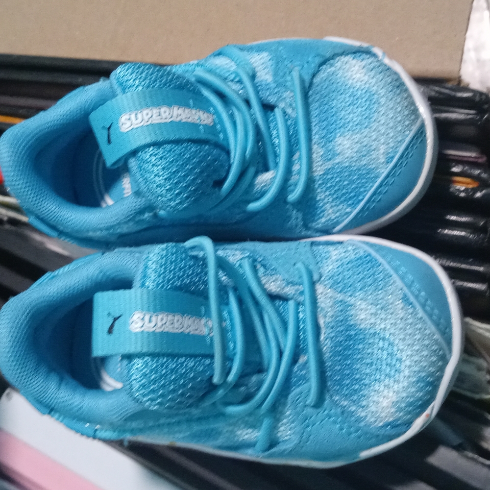 Baby shoes 4c